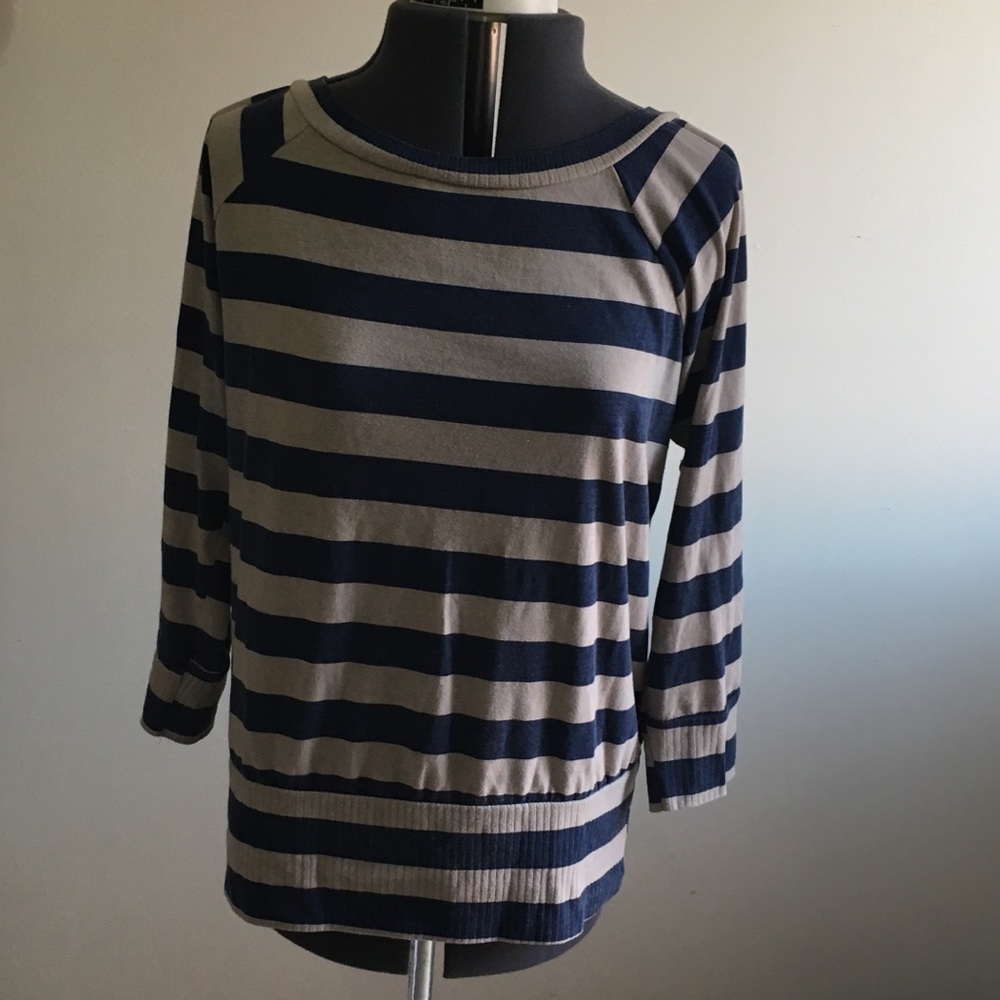 Stripe top